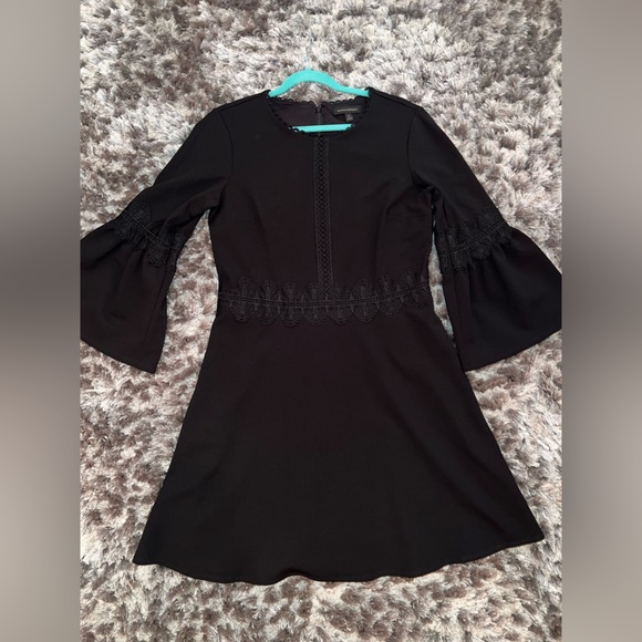 Banana Republic Dresses & Skirts - Banana Republic Black Bell Sleeve Dress